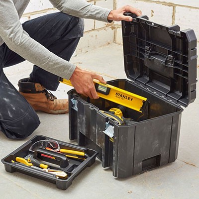 Ladders & Storage